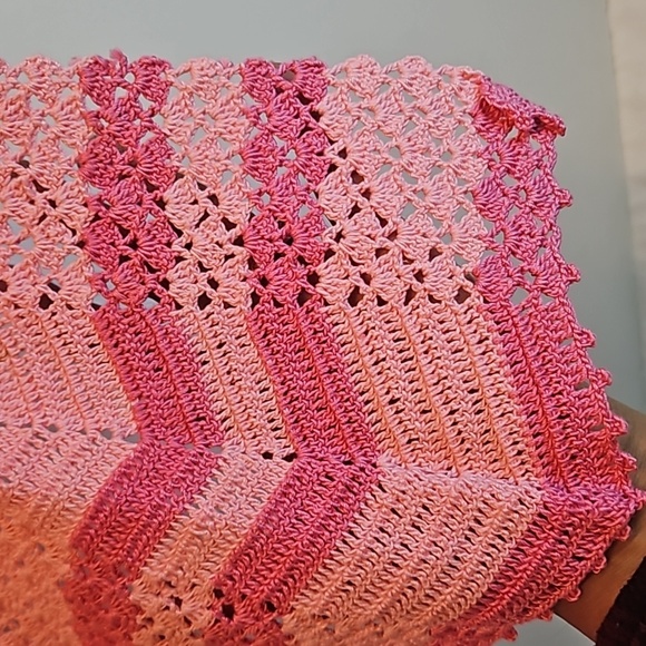 Hand Crafted Kitchen Crochet Apron Pink Vintage Cottagecore Floral open stitch - Picture 17 of 17